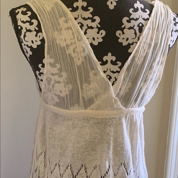 Crochet Gauzy tie front top - Boho goddess - Picture 5 of 6